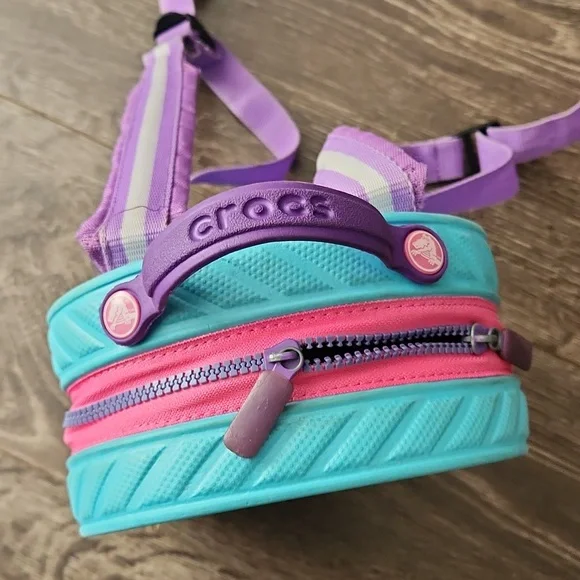 CROCS Mini Backpack - Picture 2 of 8